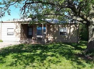 2518 N Grove Ave, Wichita, KS 67219