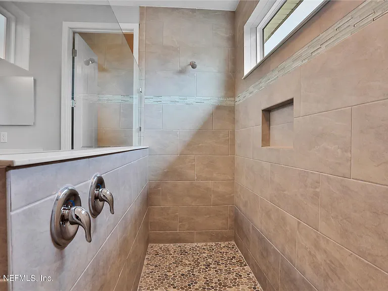 351 Millenia Dr — Photo 18