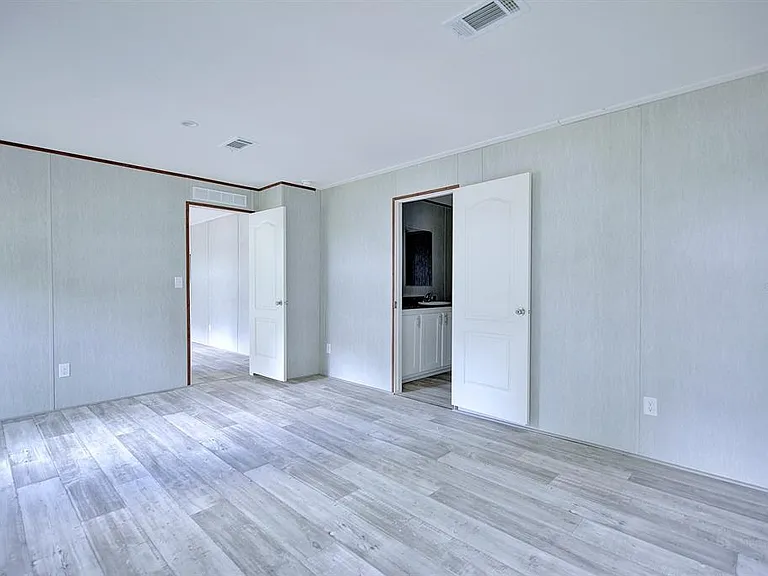 8595 NW 13th Ct — Photo 23
