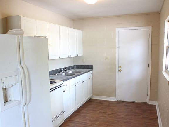5th image of 2150 Saxon St #1