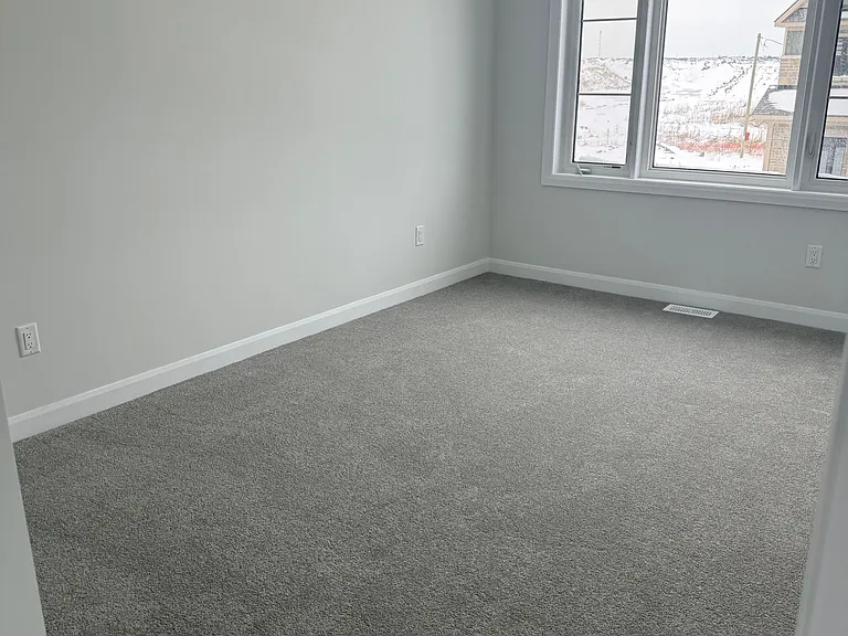 731 Fairline Row N — Photo 14