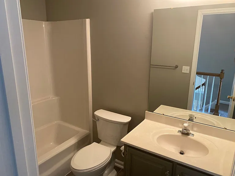 8743 Fox Chase Ln — Photo 17