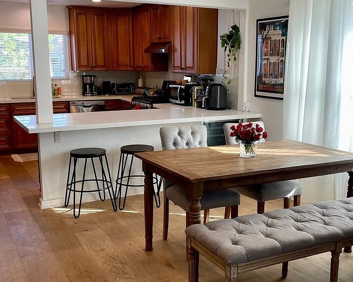 Kitchen / dining