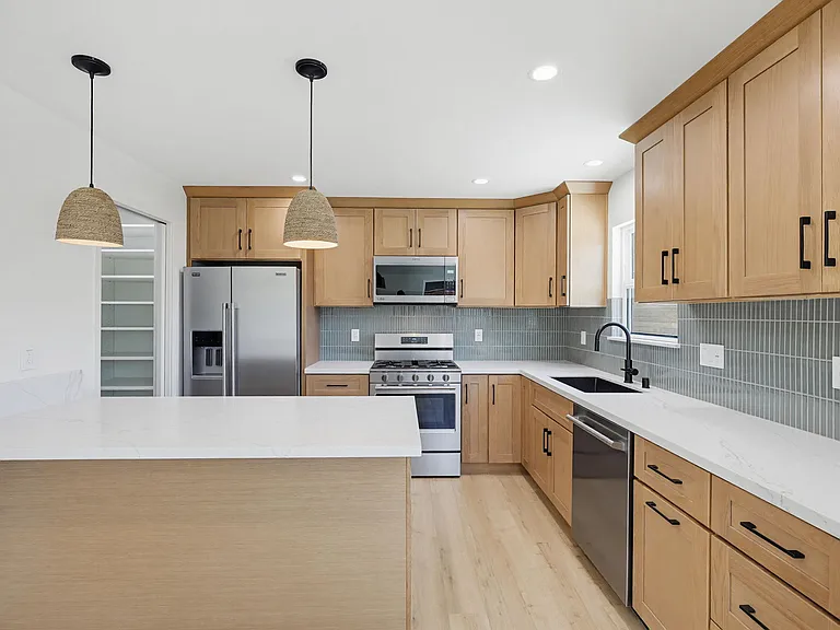 2036 Pomona Ave #D — Photo 12