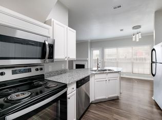 Castle Hills Townhomes, San Antonio, TX 78213
