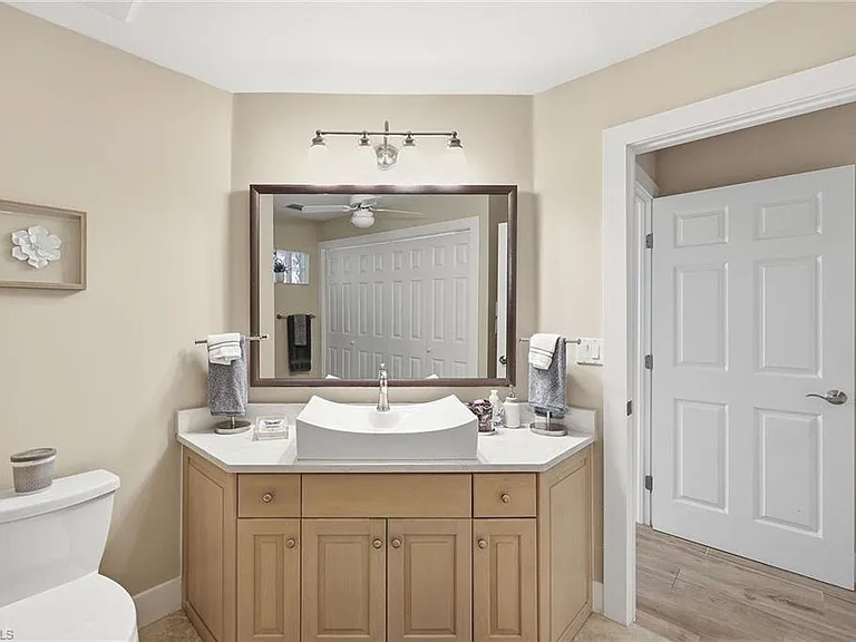 26868 Wedgewood Dr #103 — Photo 27