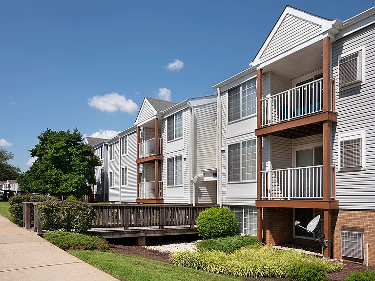 The Apartments at Canterbury — Photo 30