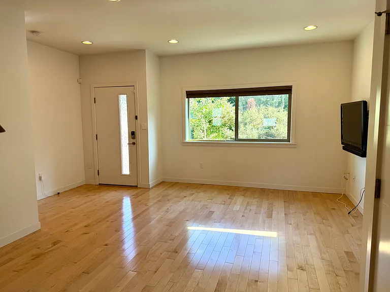 4204 S Trenton St — Photo 3