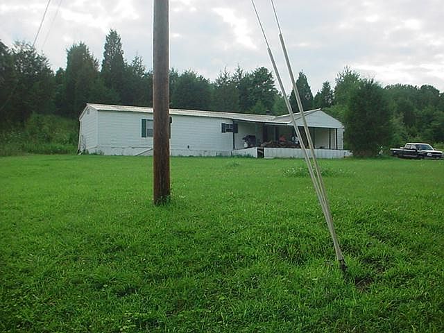 2nd image of 123 Holcomb Blvd