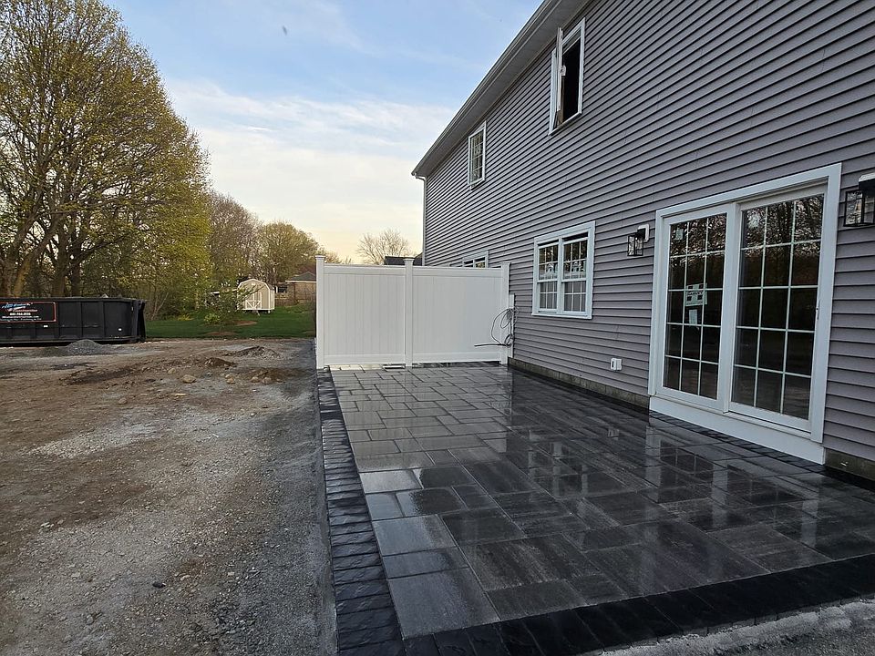 Private rear 24'x12' patio