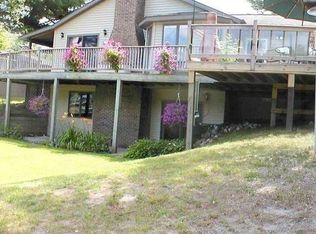 1121 Pine Way, Gladwin, MI 48624