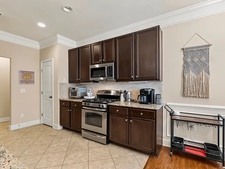 222 Langford Valley Way — Photo 6