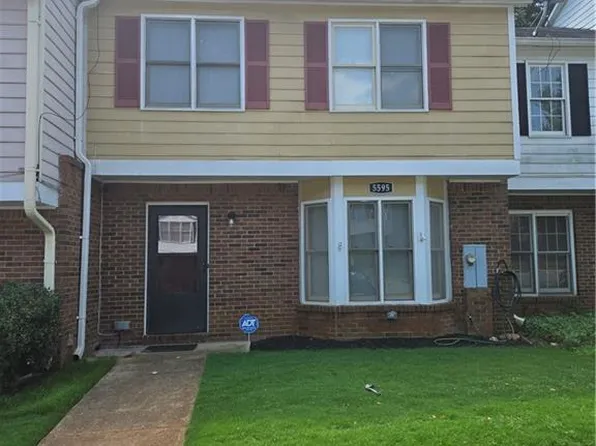 5595 Wells Cir, Stone Mountain, GA 30087