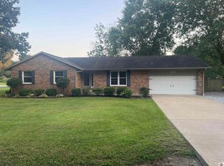 2715 Estes Ln, Paducah, KY 42003