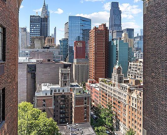 3rd image of 45 Tudor City Pl APT 1708