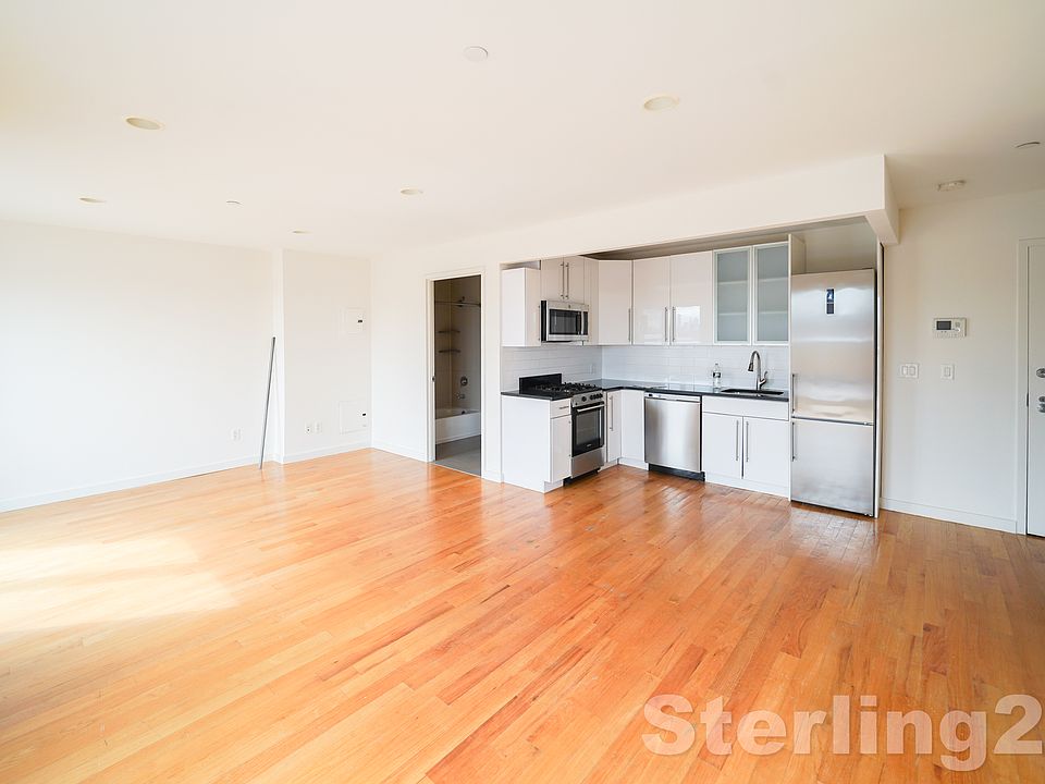 1st image of 23-15 Astoria Blvd Unit Penthouse 7
