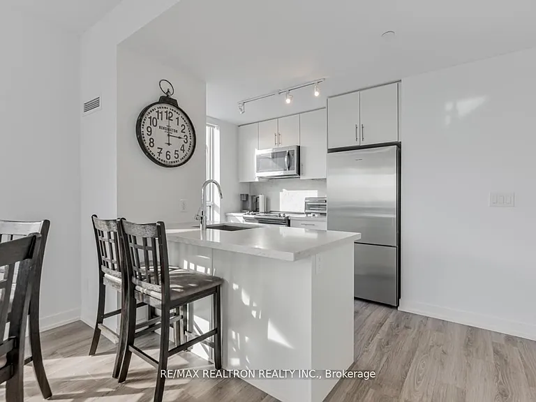 271 Sea Ray Ave #B318 — Photo 10