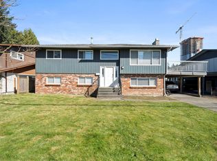 11925 92a Ave, Delta, BC V4C3N3