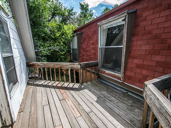 604 Marine St House Exterior