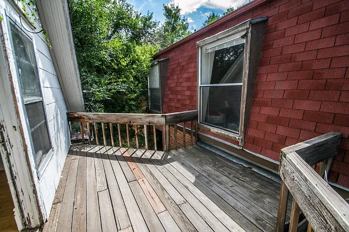 604 Marine St House Exterior