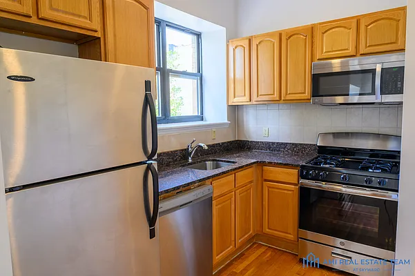 Rented by Skyward | media 8