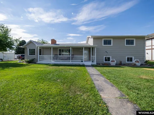 1834 Circle Rd, Worland, WY 82401