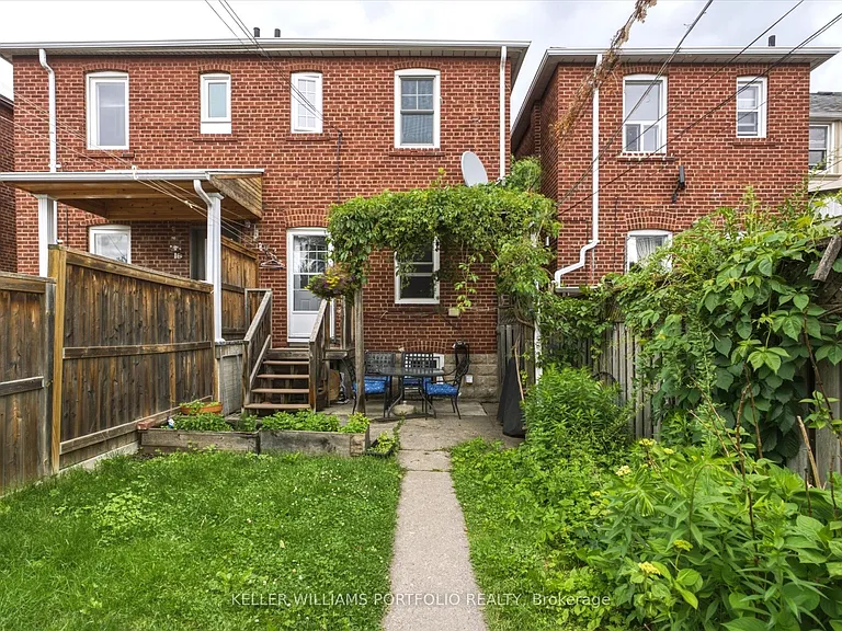 364 Westmoreland Ave N — Photo 47