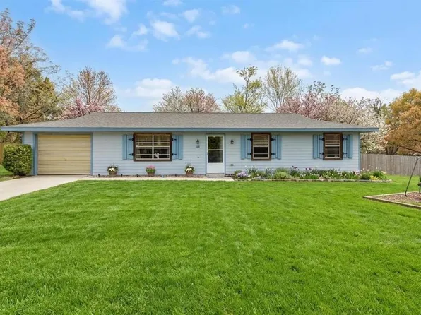 235 Rockmoore Ct, Deland, FL 32720