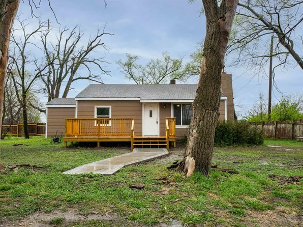 14805 SW 171st St, Rose Hill, KS 67133