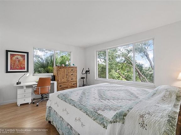 4th image of 5950 Del Lago Cir APT 301