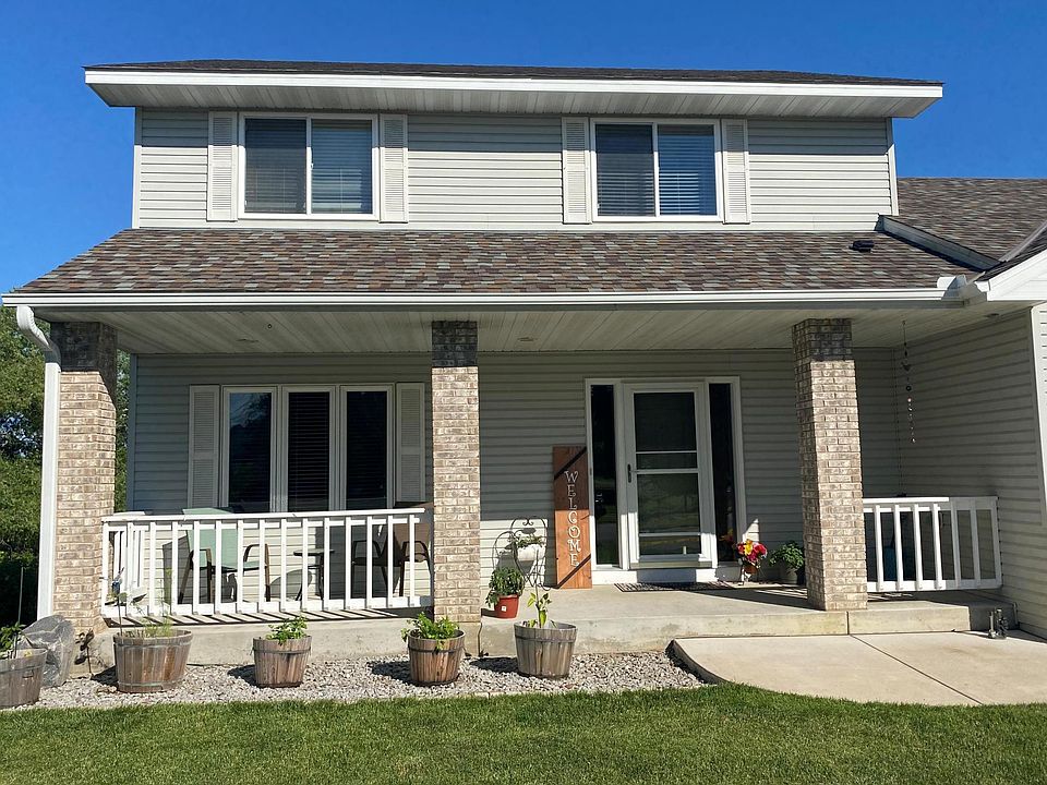 2nd image of 3310 Aaron Dr
