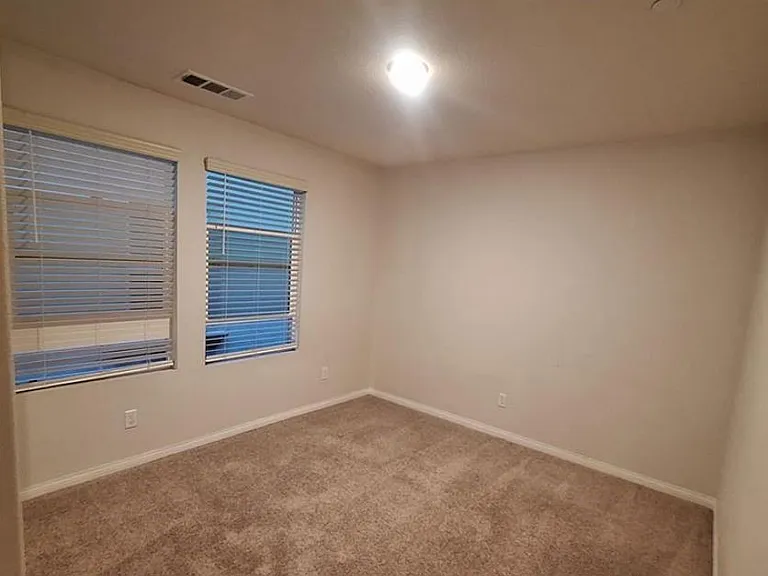 825 Parisa Pl — Photo 8