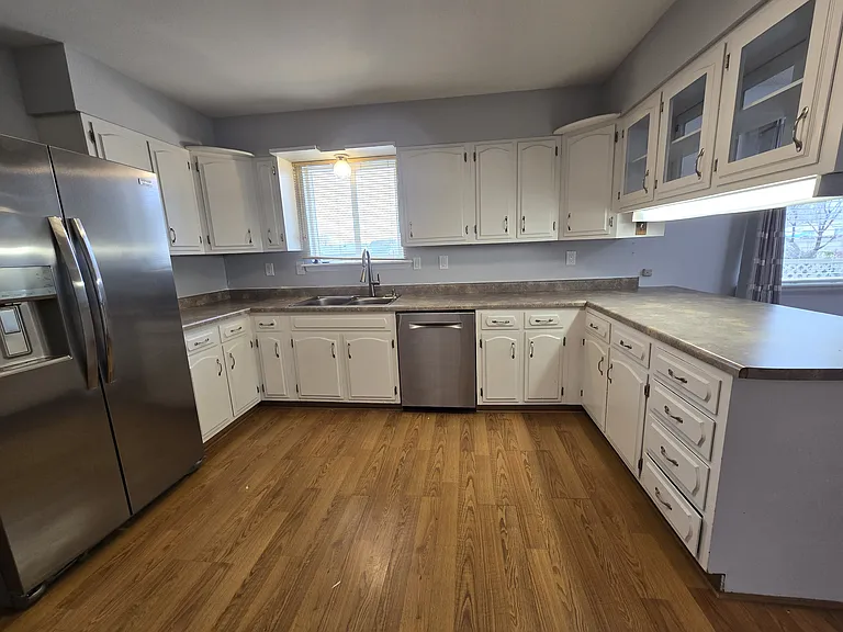 3169 Stanford Ct — Photo 19