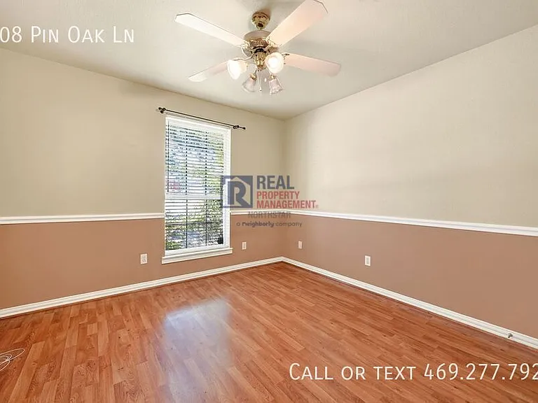 308 Pin Oak Ln — Photo 18