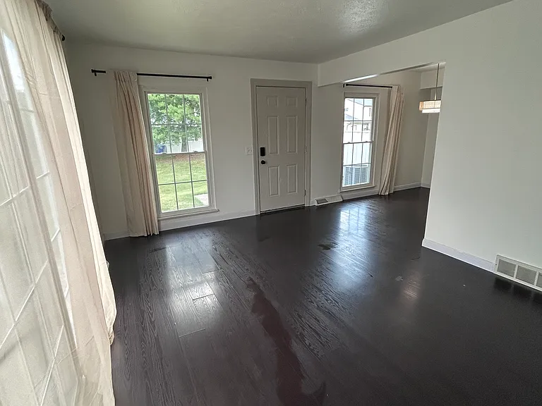 6553 Engle Rd — Photo 4