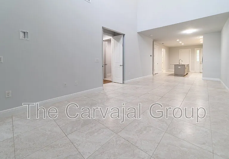 1017 Steven Patrick Ave — Photo 17