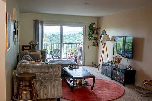 422 Portofino Dr Photo 1