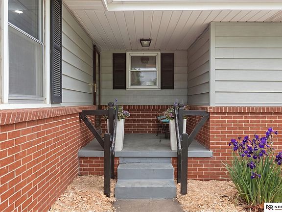 3rd image of 12037 N 40th St