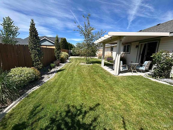 3rd image of 12531 W Kempshire Ct