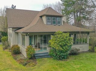 3178 Neal Creek Mill Rd, Hood River, OR 97031