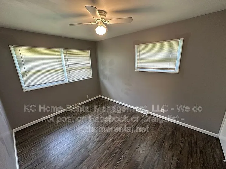 9019 Sycamore Way — Photo 17