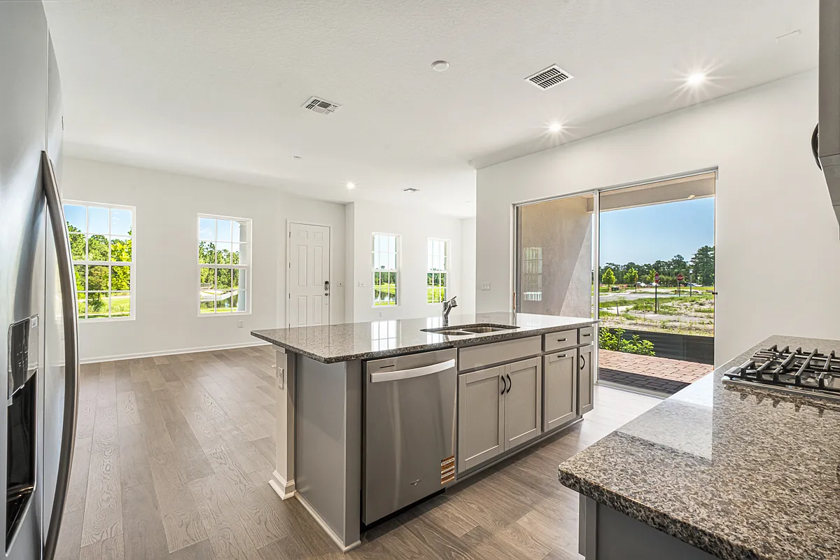 3 bed, 1671 sqft, $4,300 — Photo 4