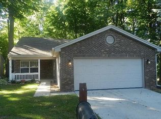 39376 Armstrong Ln, Westland, MI 48185