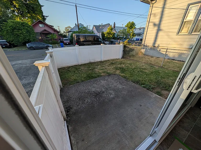 5220 SE Francis St — Photo 9