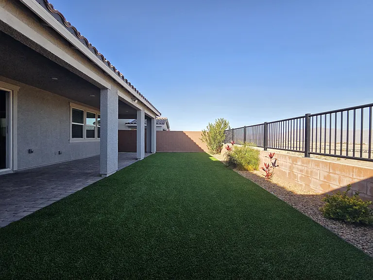 5644 Hill Spire St — Photo 30