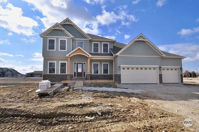 416 Andover Dr photo 1