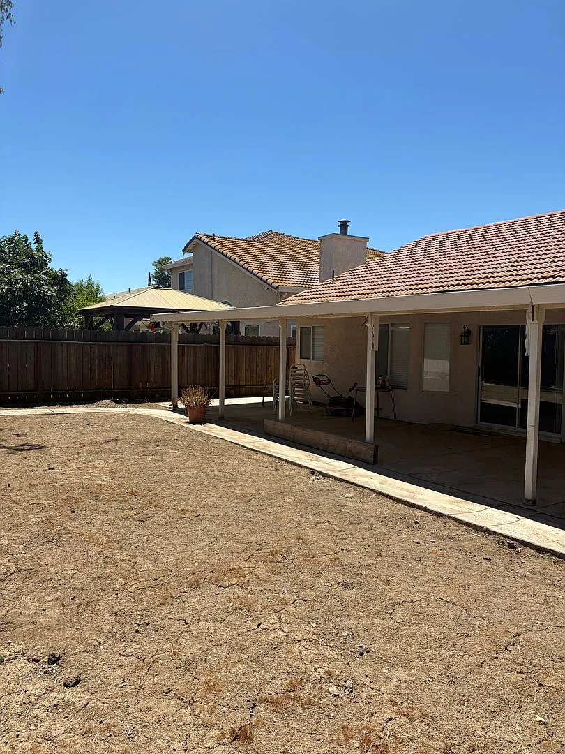 3 bed/2 bath in Los Banos — Photo 4