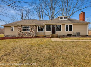 5766 S Ainger Rd, Olivet, MI 49076