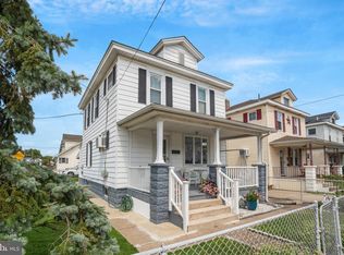 1034 Beeson Ave, Marcus Hook, PA 19061