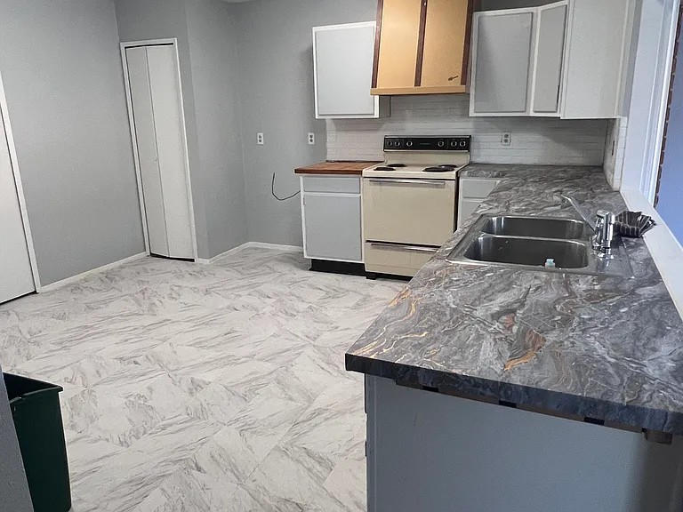 5001 Nash Dr — Photo 7
